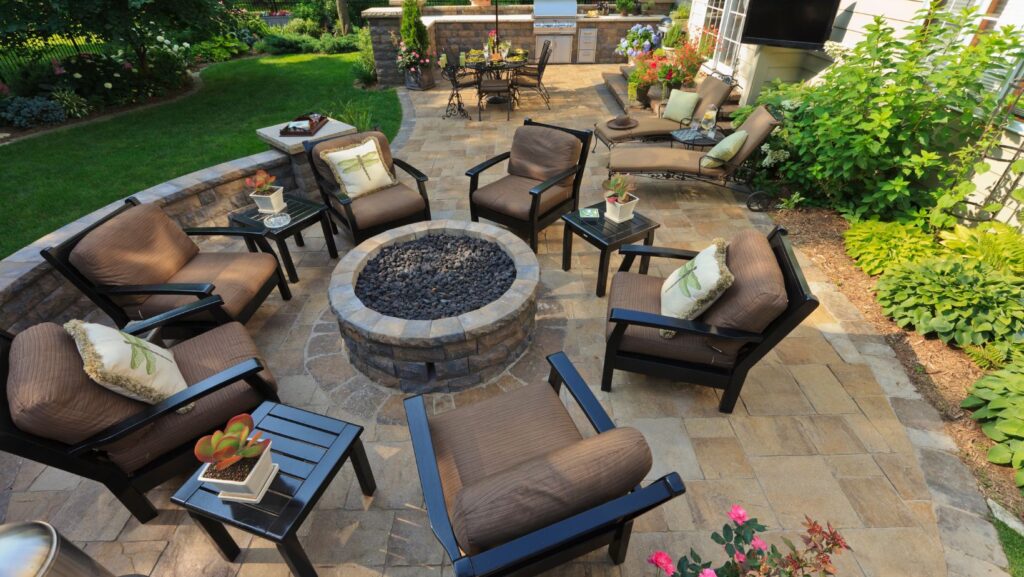 Outdoor Makeover And Living Spaces Analysis